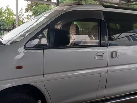 Mitsubishi Delica 1996 года за 5 000 000 тг. в Алматы