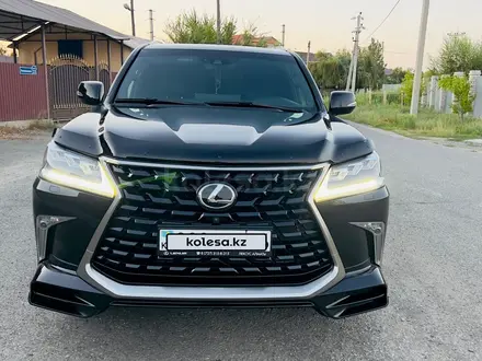 Lexus LX 570 2018 года за 47 000 000 тг. в Атырау – фото 2