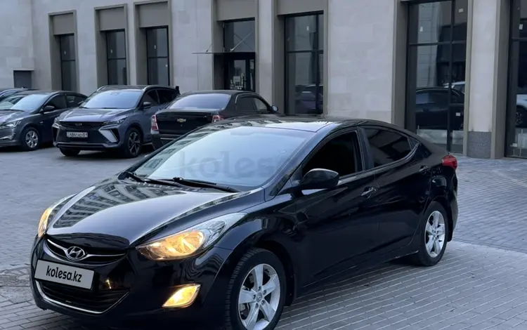 Hyundai Elantra 2013 года за 4 800 000 тг. в Астана