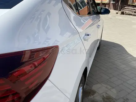 Hyundai Elantra 2019 года за 7 590 000 тг. в Актобе – фото 13