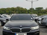 BMW 520 2022 года за 23 000 000 тг. в Алматы – фото 4