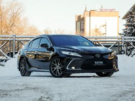 Toyota Camry 2021 года за 19 000 000 тг. в Алматы – фото 2