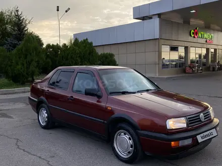 Volkswagen Golf 1993 года за 1 550 000 тг. в Алматы – фото 6