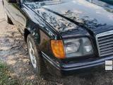 Mercedes-Benz E 300 1991 года за 1 450 000 тг. в Алматы