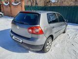 Volkswagen Golf 2005 года за 2 650 000 тг. в Петропавловск – фото 2