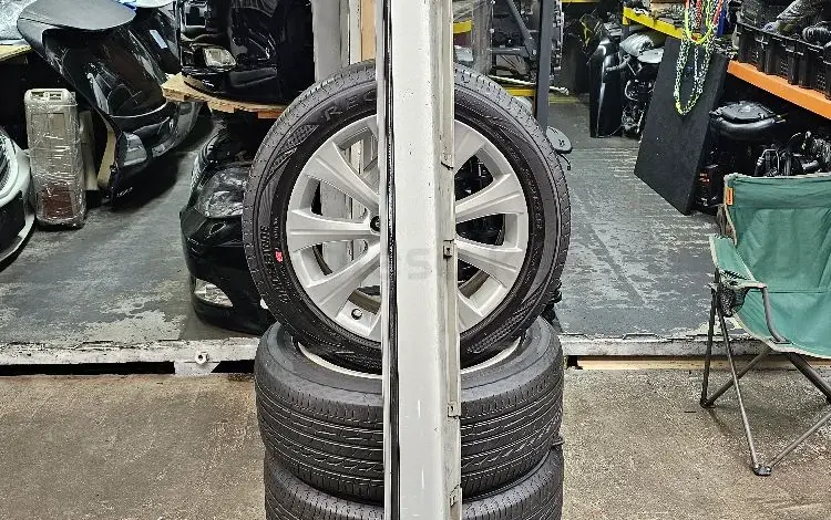 Пороги пластиковые правая gs300 за 25 000 тг. в Алматы