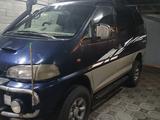 Mitsubishi Delica 1997 годаүшін5 500 000 тг. в Алматы – фото 2