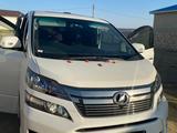 Toyota Alphard 2013 годаfor8 500 000 тг. в Актау – фото 2