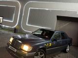 Mercedes-Benz E 220 1991 года за 850 000 тг. в Караганда
