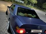 Mercedes-Benz E 220 1991 года за 850 000 тг. в Караганда – фото 4