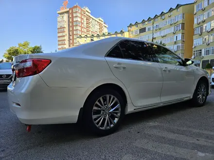 Toyota Camry 2012 года за 11 300 000 тг. в Актау – фото 2