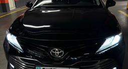 Toyota Camry 2018 года за 15 000 000 тг. в Алматы – фото 2