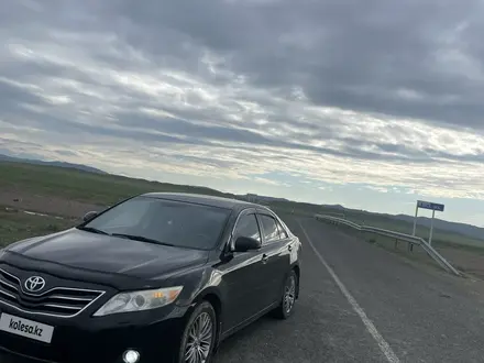 Toyota Camry 2010 года за 6 500 000 тг. в Караганда – фото 3