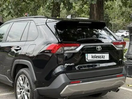 Toyota RAV4 2025 года за 19 900 000 тг. в Алматы – фото 6