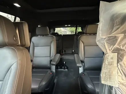 Chevrolet Tahoe 2025 года за 47 500 000 тг. в Алматы – фото 14