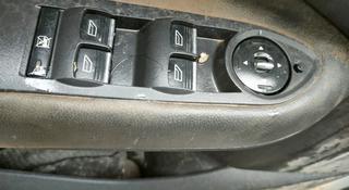 Кнопки дверей Ford kuga за 25 000 тг. в Алматы