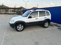 Chevrolet Niva 2014 годаүшін3 600 000 тг. в Атырау