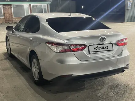 Toyota Camry 2020 года за 14 000 000 тг. в Тараз – фото 6