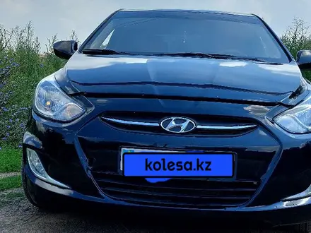 Hyundai Accent 2013 года за 5 500 000 тг. в Астана – фото 2