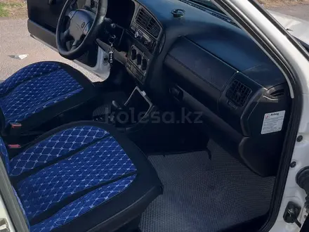 Volkswagen Golf 1996 года за 1 850 000 тг. в Тараз – фото 8