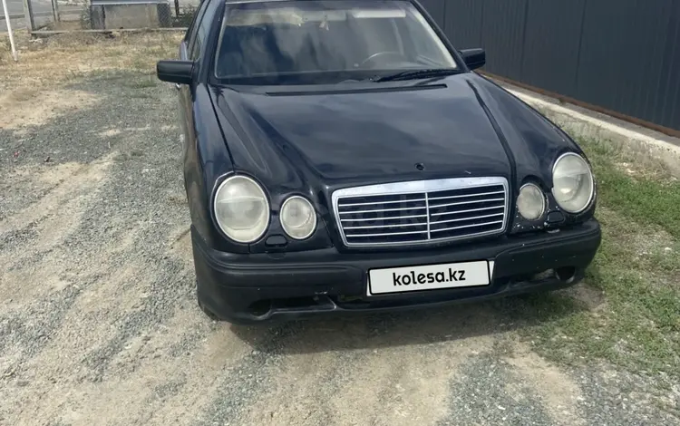 Mercedes-Benz E 320 1998 года за 2 800 000 тг. в Атырау