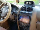 Hyundai Santa Fe 2001 года за 3 000 000 тг. в Риддер – фото 4