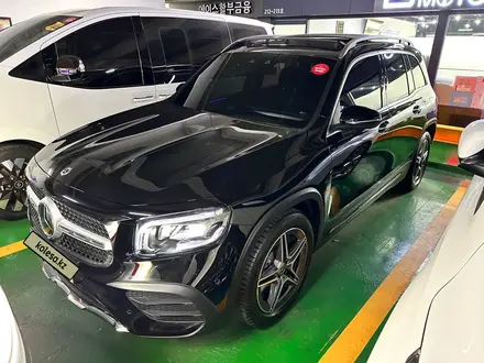 Mercedes-Benz GLB 250 2023 года за 32 000 000 тг. в Астана