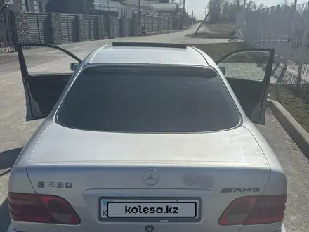 Mercedes-Benz E 230 1997 года за 2 000 000 тг. в Алматы – фото 3