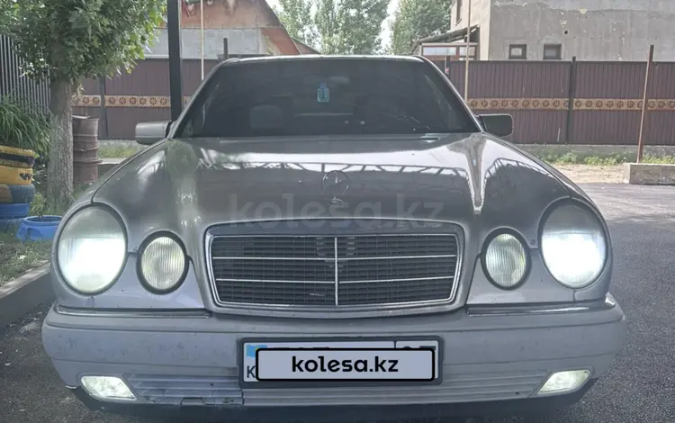 Mercedes-Benz E 230 1997 года за 2 000 000 тг. в Алматы