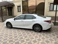 Toyota Camry 2022 годаfor17 200 000 тг. в Алматы – фото 19