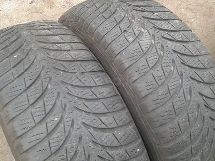 Шины 195/65 R15 — "GoodYear Ultra Grip 7" (Германия), всесезонные за 30 000 тг. в Астана – фото 2