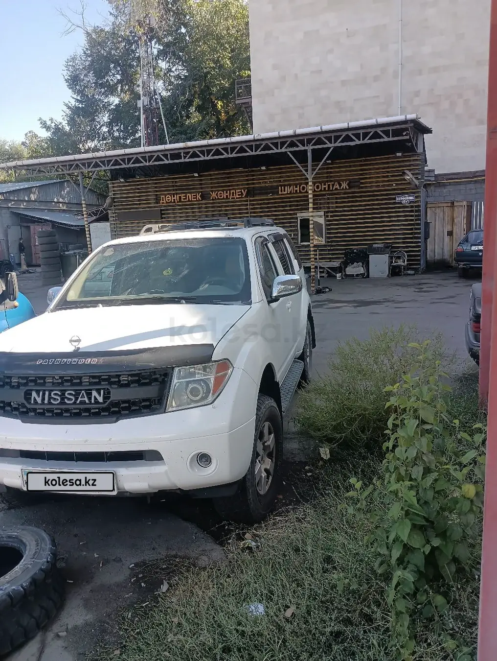 Nissan Pathfinder, 2006