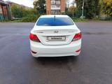 Hyundai Accent 2014 года за 2 558 250 тг. в Петропавловск – фото 2