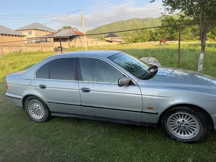 BMW 528 1997 года за 1 900 000 тг. в Алматы – фото 12