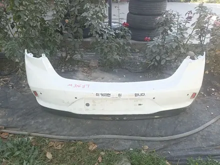 Hyundai santa fe lf задни бампер за 120 000 тг. в Алматы