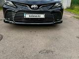 Toyota Camry 2023 года за 17 500 000 тг. в Алматы – фото 2