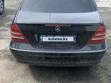 Mercedes-Benz C 180 2001 годаүшін3 300 000 тг. в Костанай – фото 4