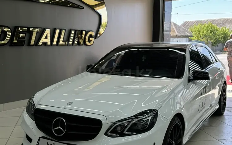 Mercedes-Benz E 250 2014 годаfor13 350 000 тг. в Алматы