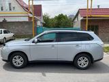 Mitsubishi Outlander 2013 года за 7 600 000 тг. в Алматы – фото 2