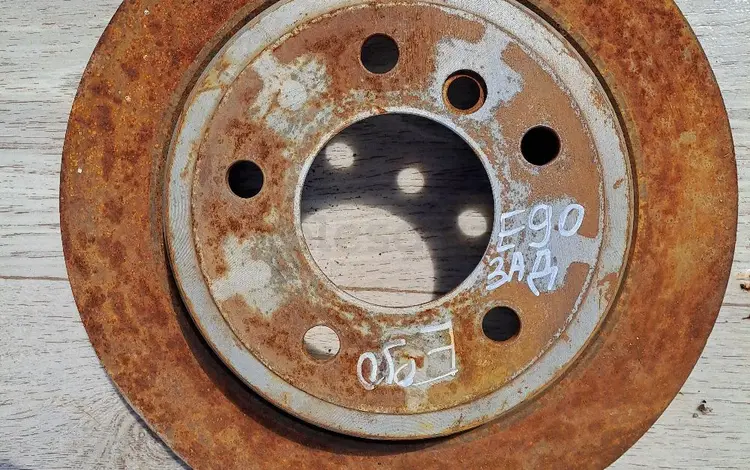 Тормозной диск БМВ Е90 за 10 000 тг. в Караганда