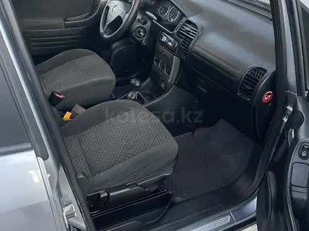 Opel Zafira 2002 года за 3 200 000 тг. в Шымкент – фото 10