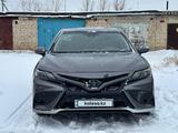 Toyota Camry 2022 года за 14 500 000 тг. в Актобе