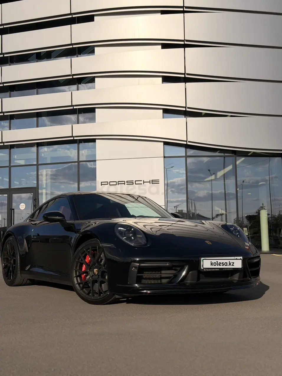 Porsche 911, 2023