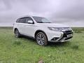 Mitsubishi Outlander 2019 года за 13 000 000 тг. в Семей