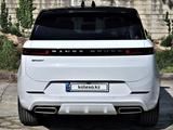 Land Rover Range Rover Sport 2024 годаүшін64 000 000 тг. в Алматы – фото 2