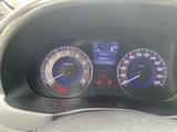 Hyundai Solaris 2011 года за 2 500 000 тг. в Атырау – фото 2