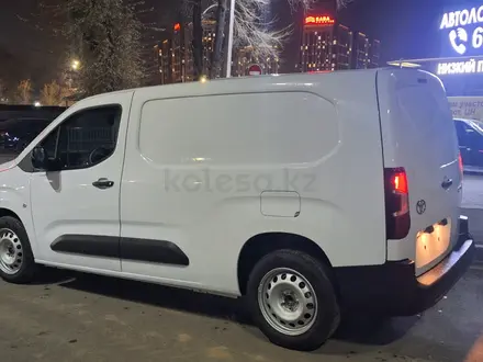 Toyota ProAce Verso 2025 года за 25 200 000 тг. в Алматы – фото 15