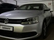 Volkswagen Jetta, 2011
