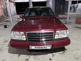 Mercedes-Benz E 220 1994 года за 1 800 000 тг. в Туркестан
