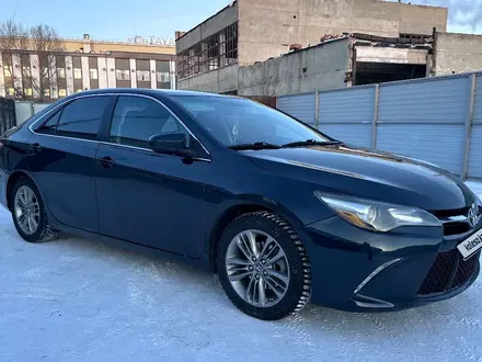 Toyota Camry 2017 года за 8 700 000 тг. в Костанай – фото 2